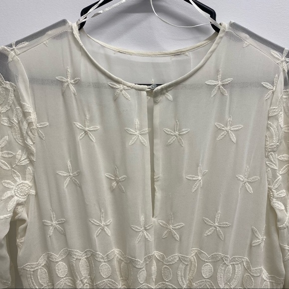 VINTAGE WEDDING/ SUMMER DRESS/ ENGAGEMENT MODEM LONG SLEEVE LACE / SIZS MEDIUM - Picture 5 of 16